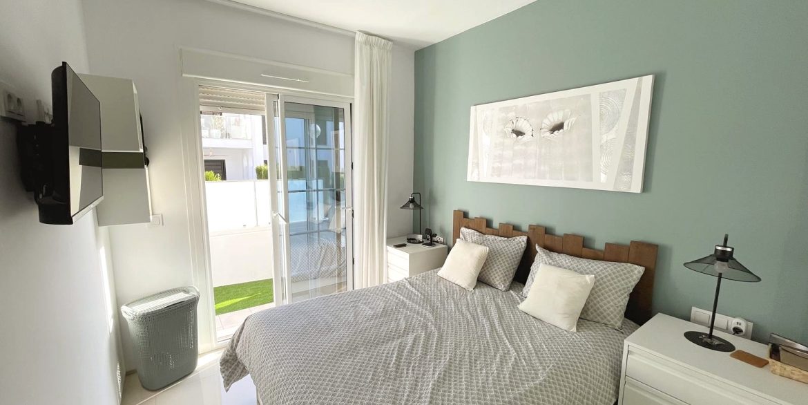 o_1j8nuptrsoj3j6j10uk1cj017c930