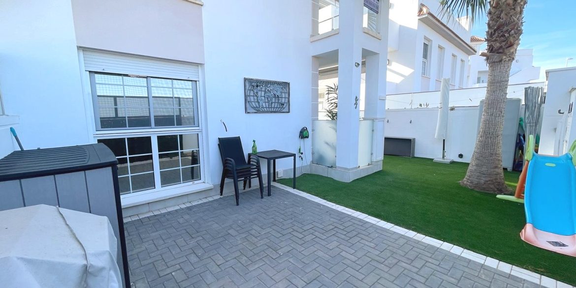 o_1j8nuptrsrkb8521vqh1oq2eoa2q