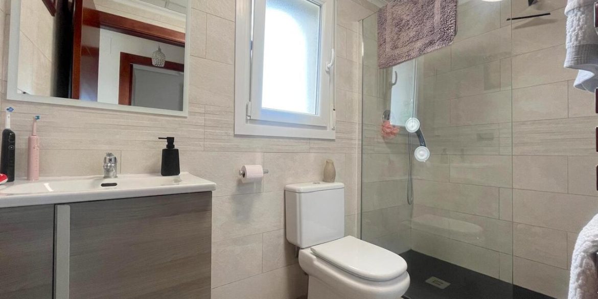 158366-villa-for-sale-in-algorfa-30692183-large