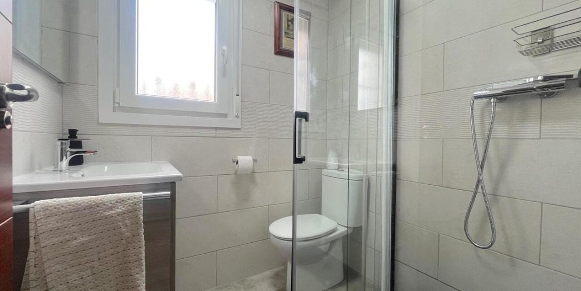 158366-villa-for-sale-in-algorfa-30692190-large