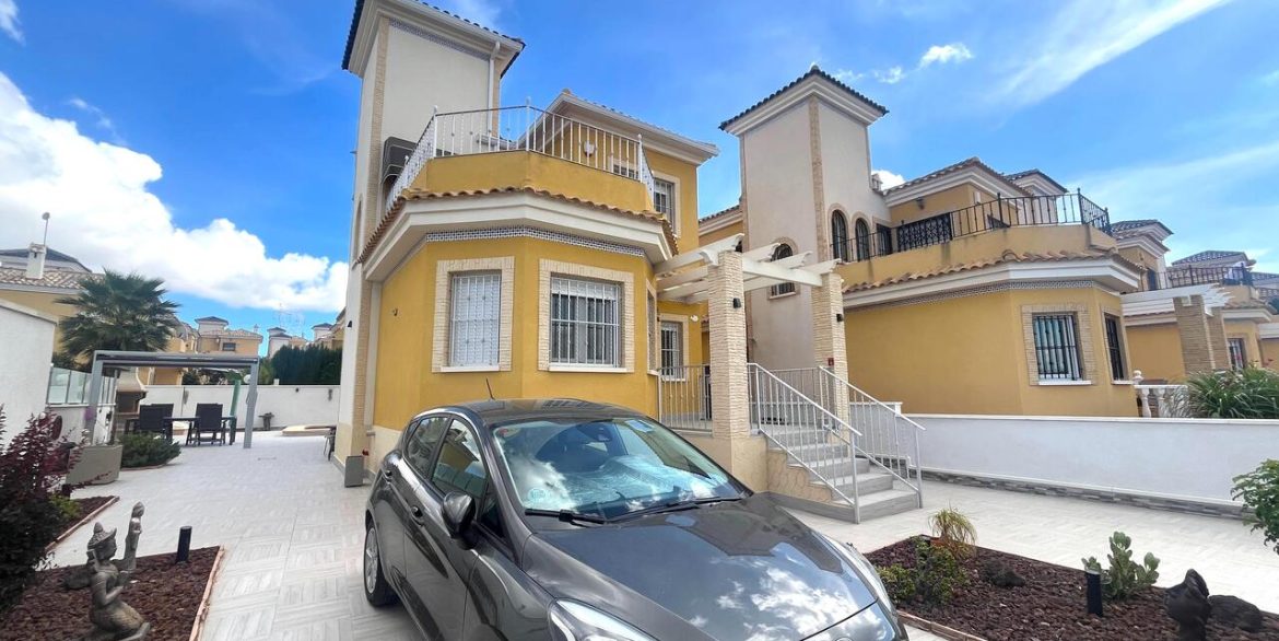 158366-villa-for-sale-in-algorfa-30692196-large