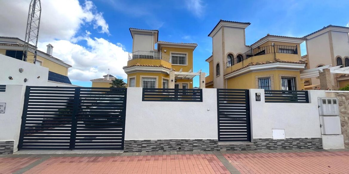 158366-villa-for-sale-in-algorfa-30692197-large