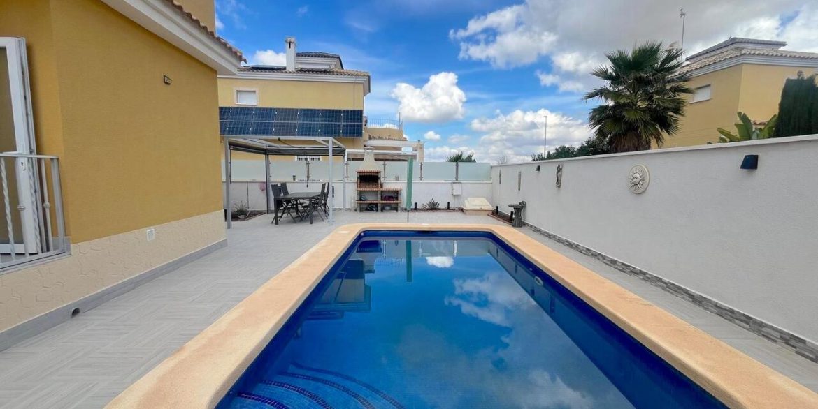 158366-villa-for-sale-in-algorfa-30692216-large