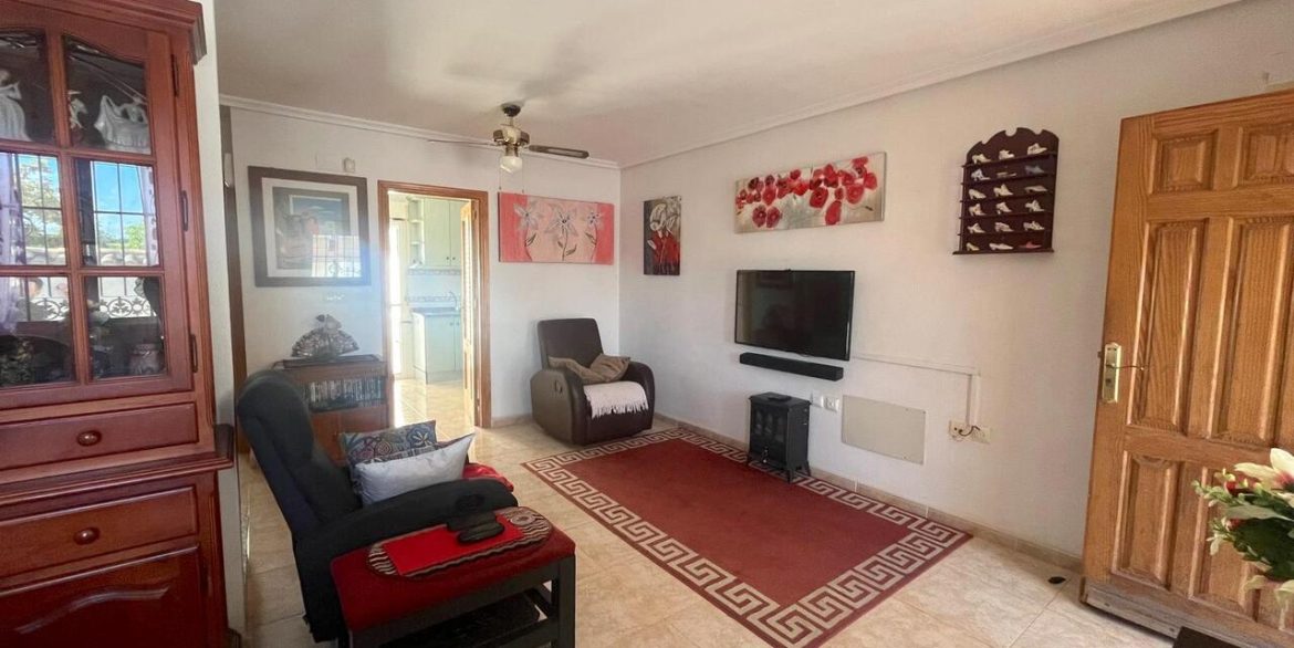 158389-townhouse-for-sale-in-torrevieja-30696200-large