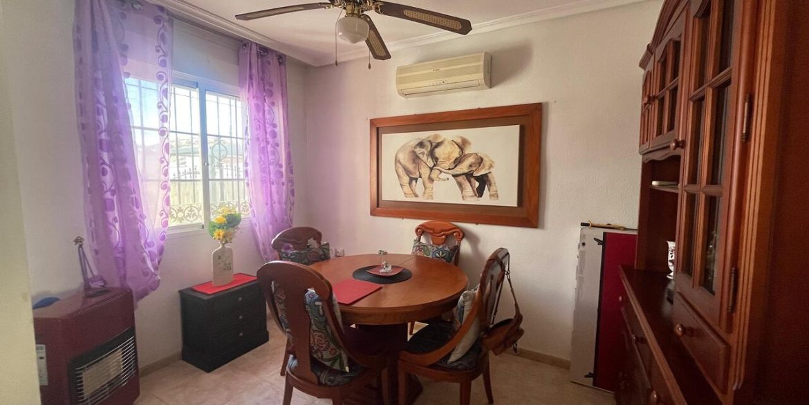 158389-townhouse-for-sale-in-torrevieja-30696203-large