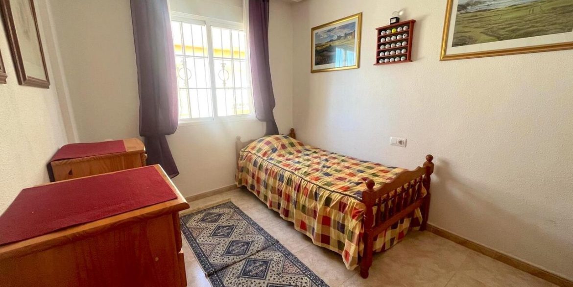 158389-townhouse-for-sale-in-torrevieja-30696214-large