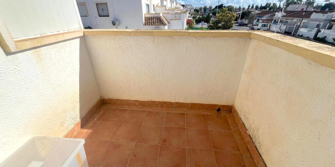 158389-townhouse-for-sale-in-torrevieja-30696222-large