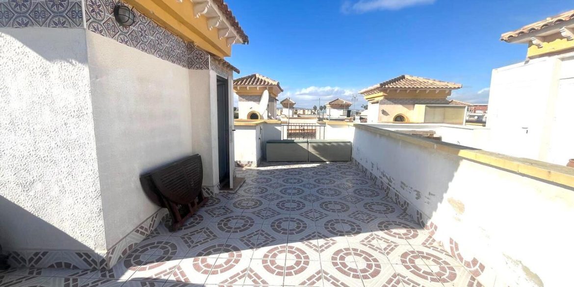 158389-townhouse-for-sale-in-torrevieja-30696224-large