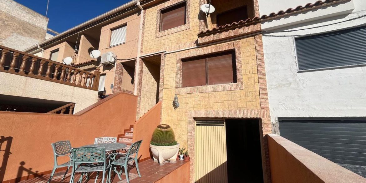158390-townhouse-for-sale-in-formentera-del-segura-30696226-large