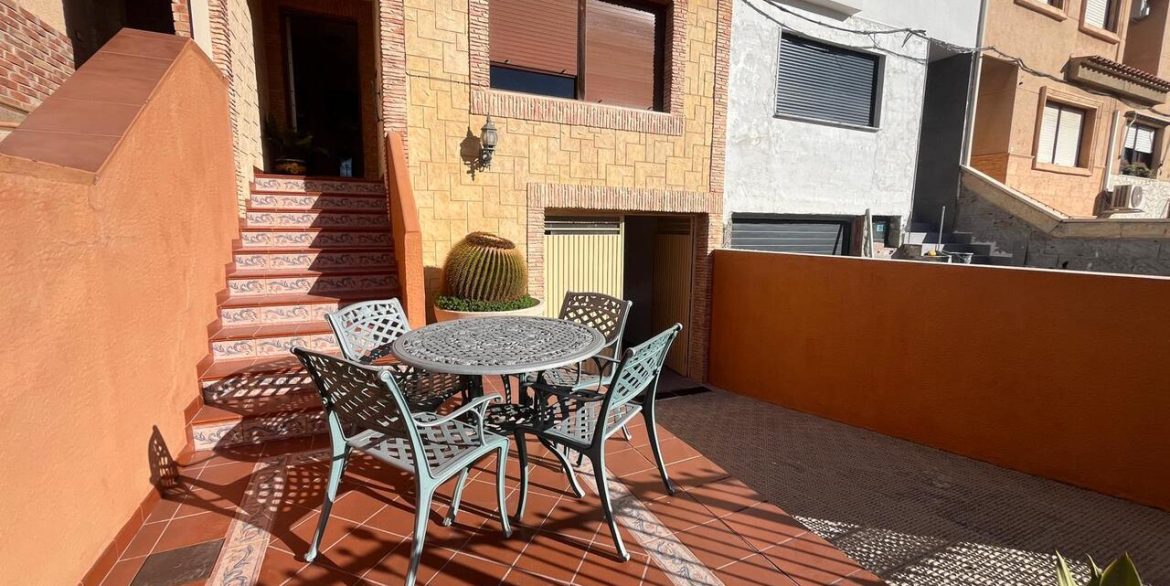 158390-townhouse-for-sale-in-formentera-del-segura-30696229-large