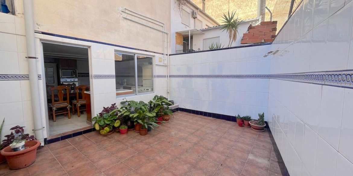 158390-townhouse-for-sale-in-formentera-del-segura-30696244-large