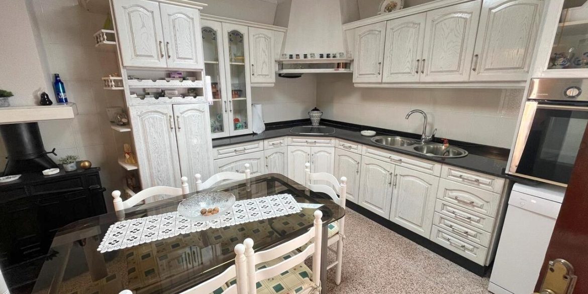 158390-townhouse-for-sale-in-formentera-del-segura-30696247-large