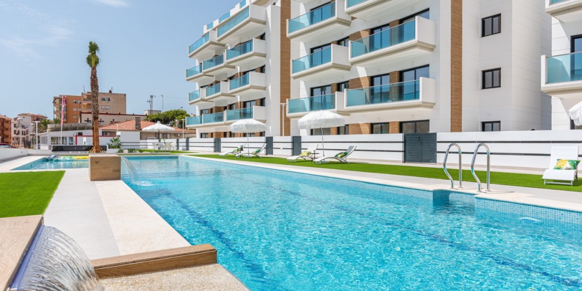 d6904b1d30c1786904b1d30c17c