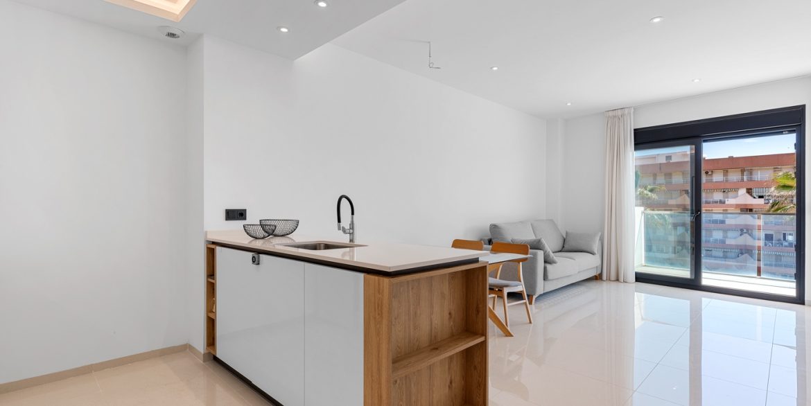 d6904b1d33227b6904b1d33227e