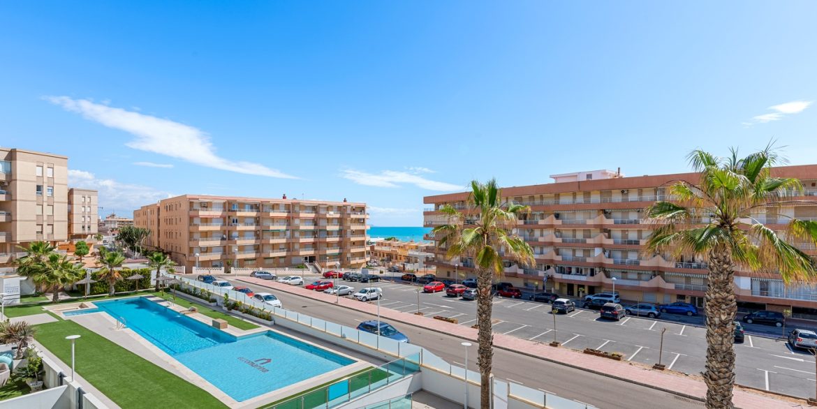 d6904b1d35579d6904b1d35579f