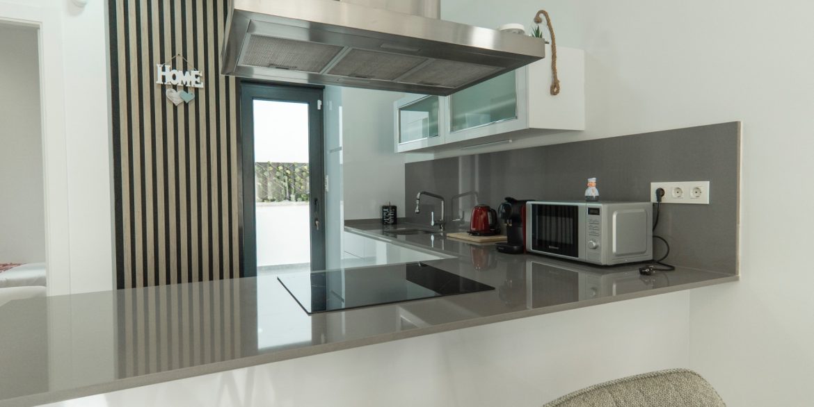 o_1j7jlmvh718iv13e01f8sm7gdq24a