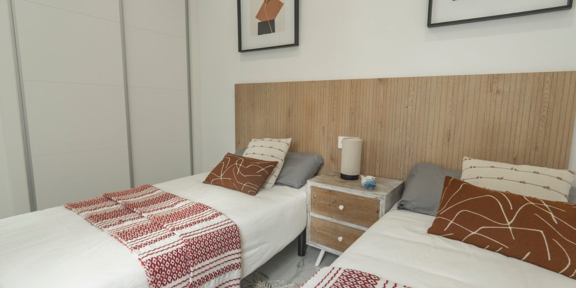 o_1j7jlmvh71han1g4h1as43u14413o