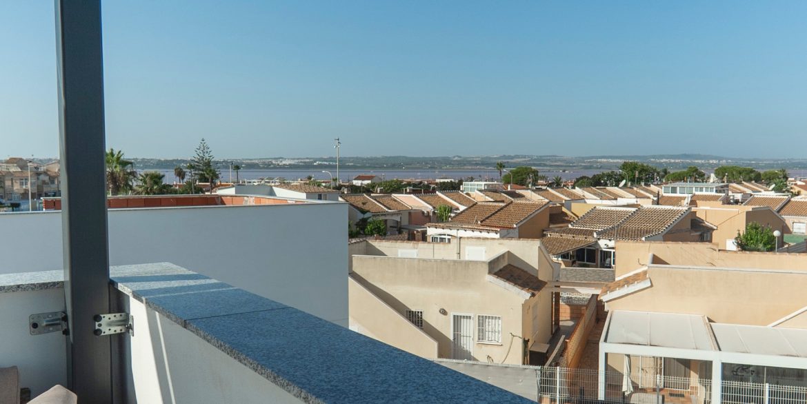 o_1j7jlmvh71tsl17bo12tn19ti1qh54l