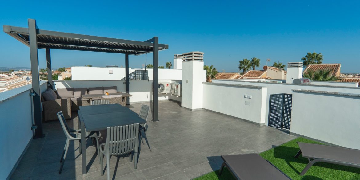 o_1j7jlmvh7evs4c3kbq1n1stnt4j