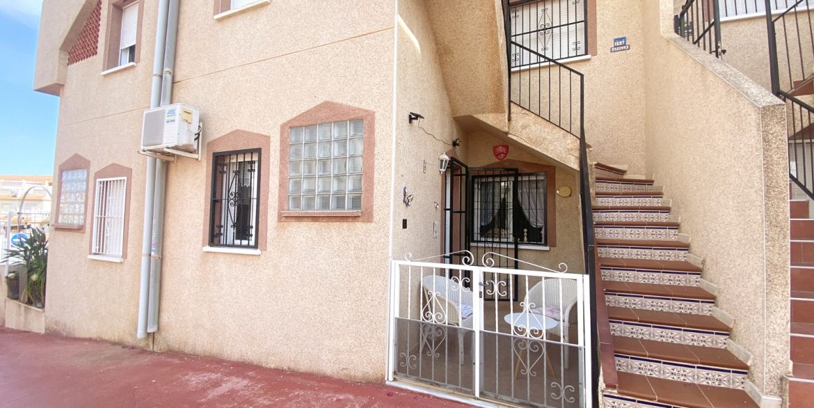 o_1j8t3315116qr5q51vv7jfb8nh2s