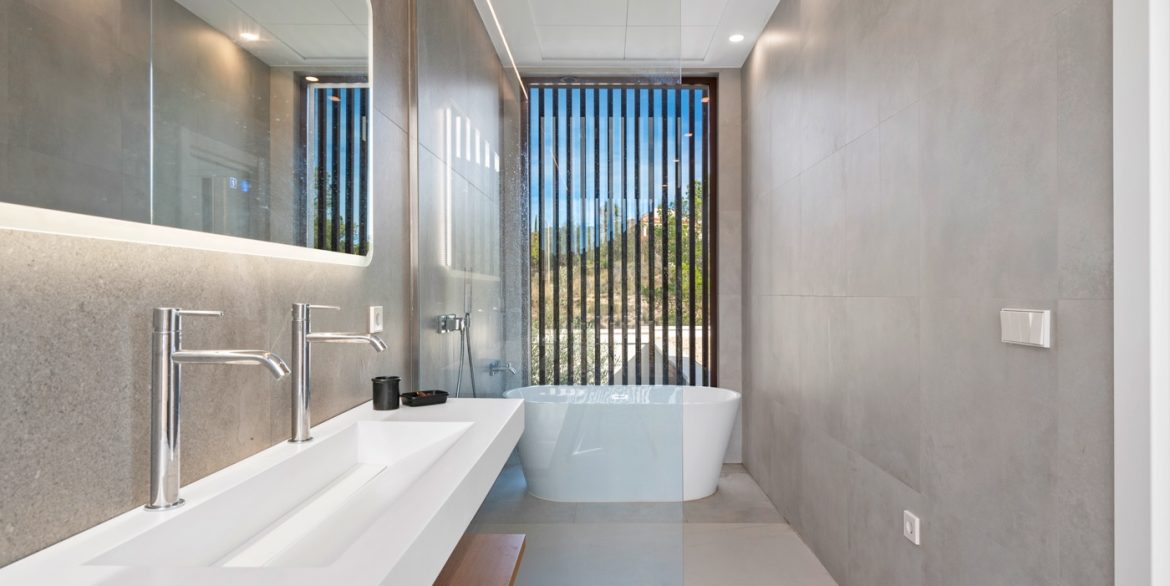 o_1j9500e9k1200utg1rapi161fql4l