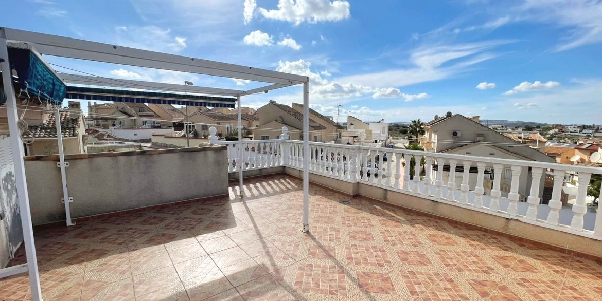 o_1j99s3e2oe31sfdh4tu7pv1k2q