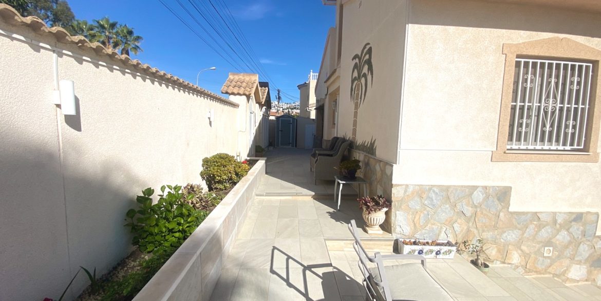 o_1j9a3jshmhhi17251g3011h3msu31