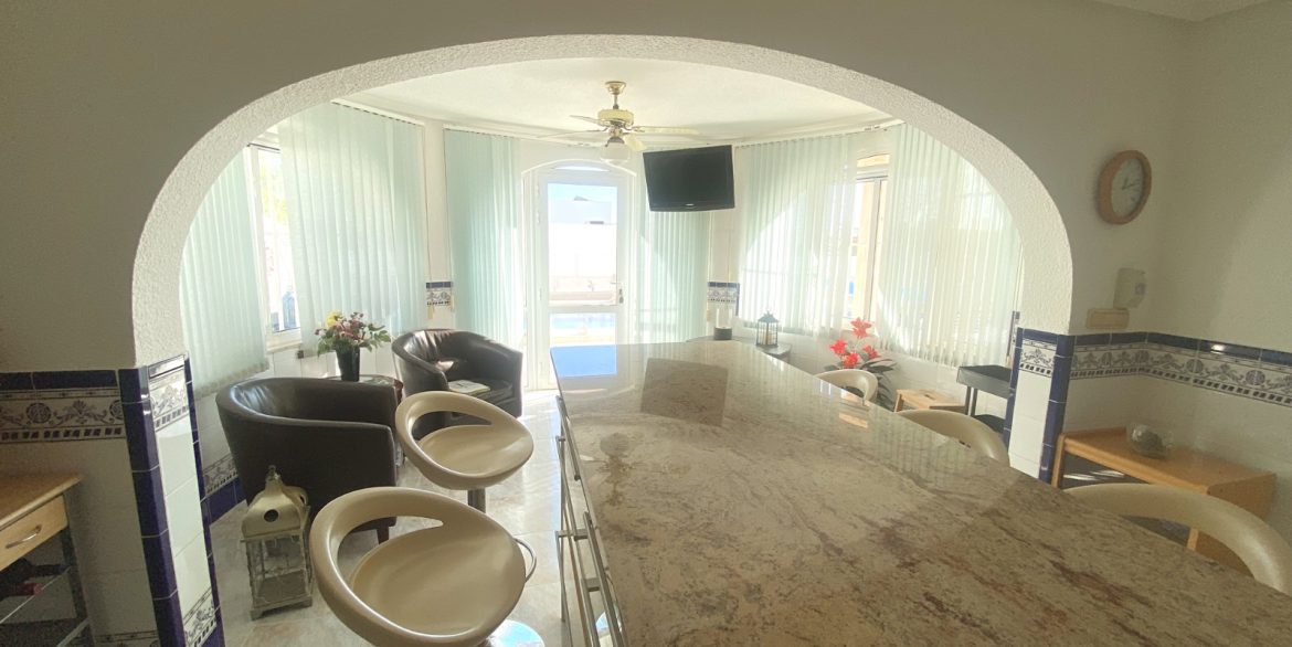 o_1j9a3jshn1clb1jad3rmvq647p39