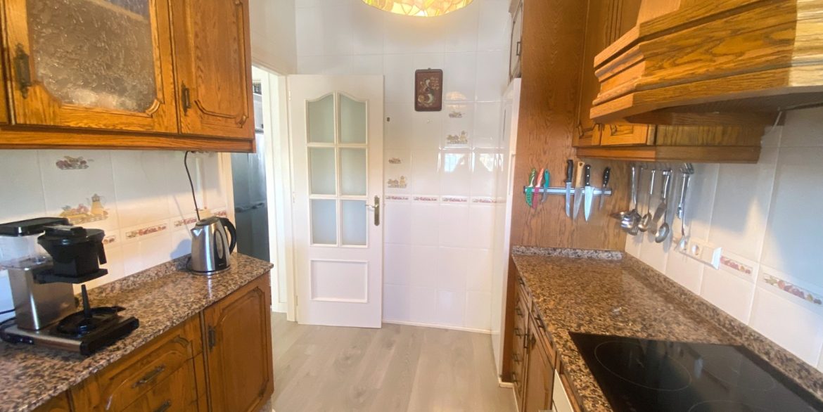 o_1j9a3jshn1hg61l8fureacunks3u