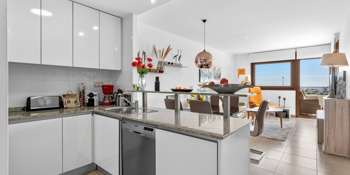 o_1j9cmq8kqq7tfs2ml8bqovlc39