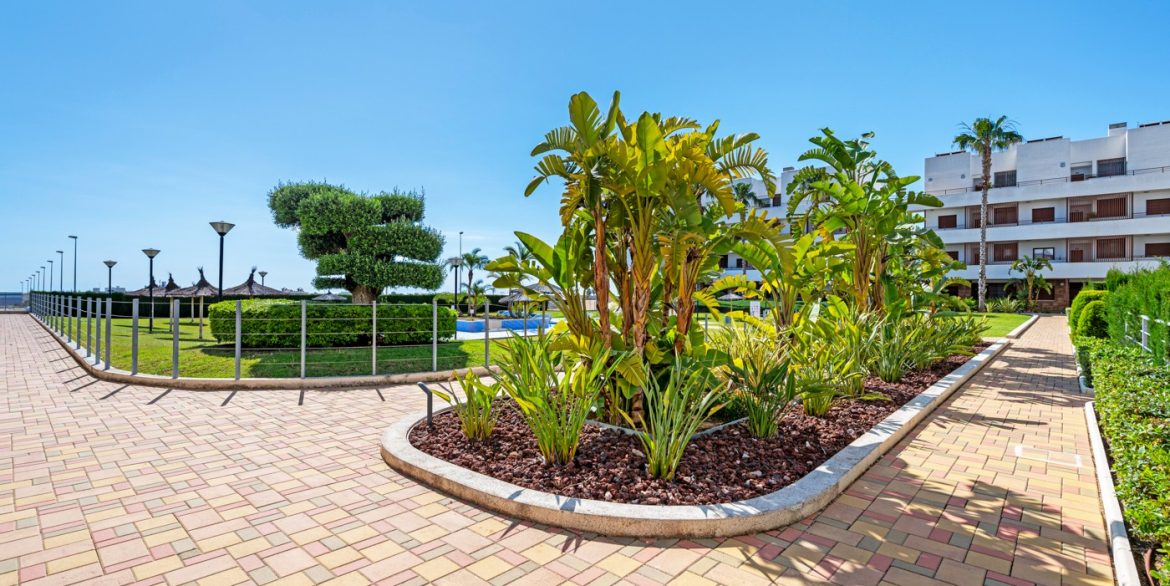 o_1j9cmq8kr18lah9t189qmt71arf3r