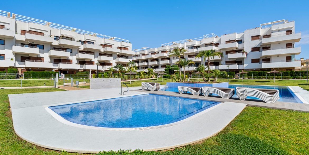 o_1j9cmq8kr1hjg1ft4s03jbs12tl3n