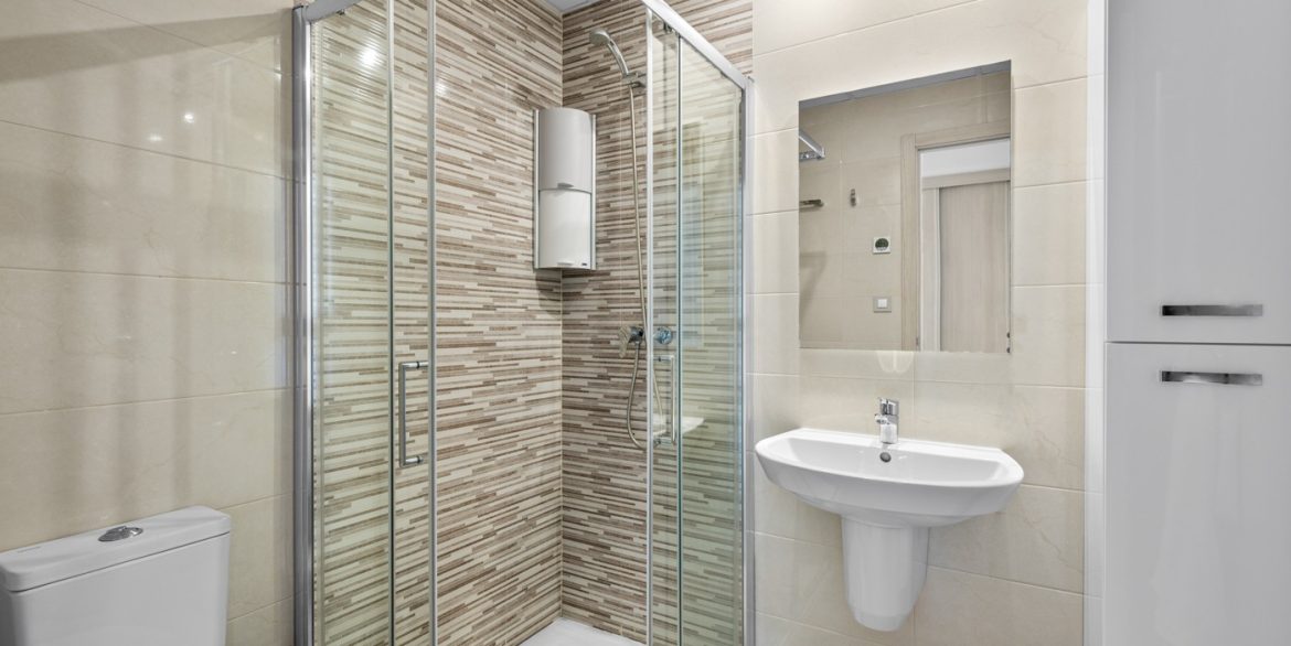 o_1j9cmq8kr1rtsqg287q13db10963l