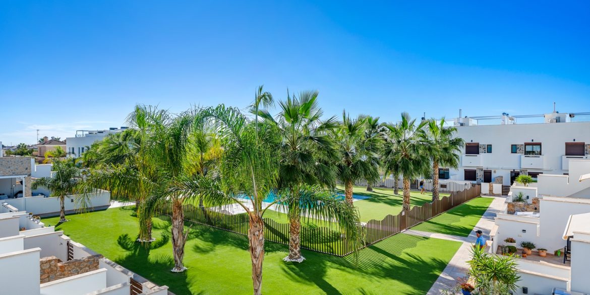 o_1j9mt3cvu1c6g8elqub19b0ai22v