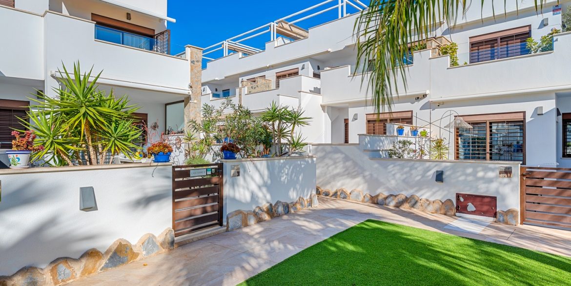 o_1j9mt3cvu1lc41rlb12fb7m9cgo2u