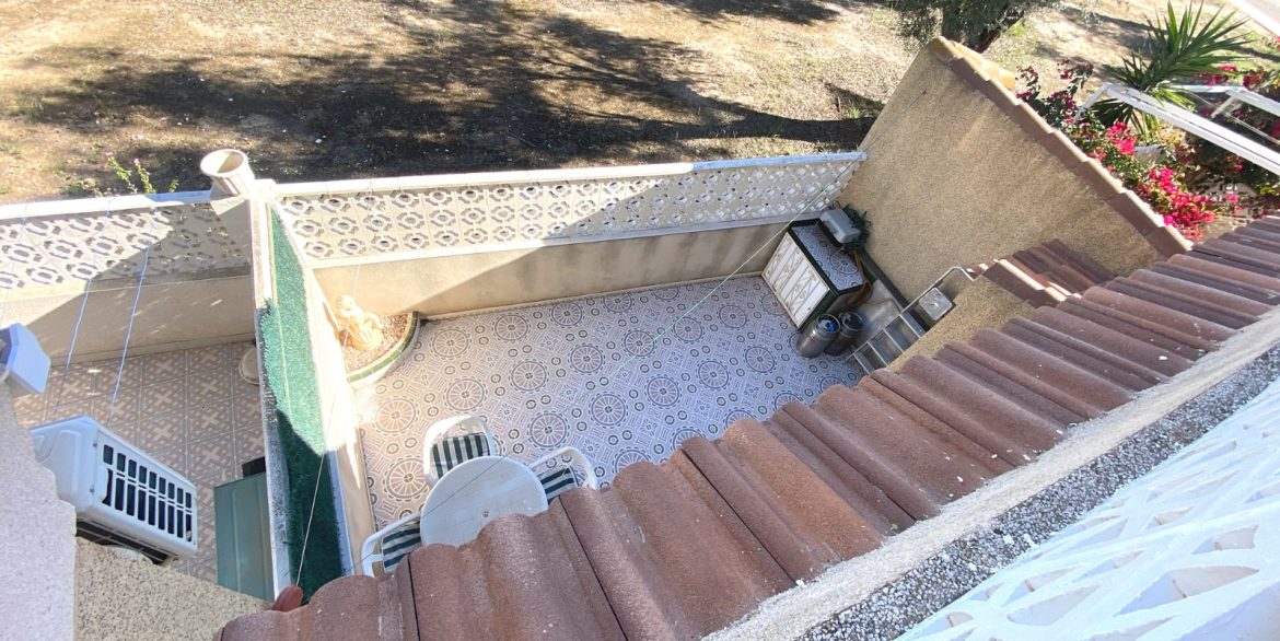 o_1j9s2jnruh0fgalinvp9a3p931