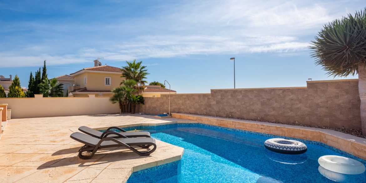 o_1ja0ukjtqpjr5hb4gd9jpg4938