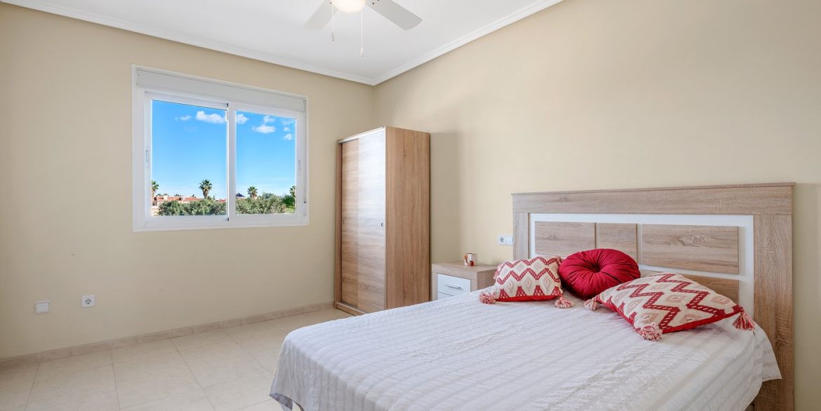 o_1jac7gncp1dj21vt41a9a18r3oe62n