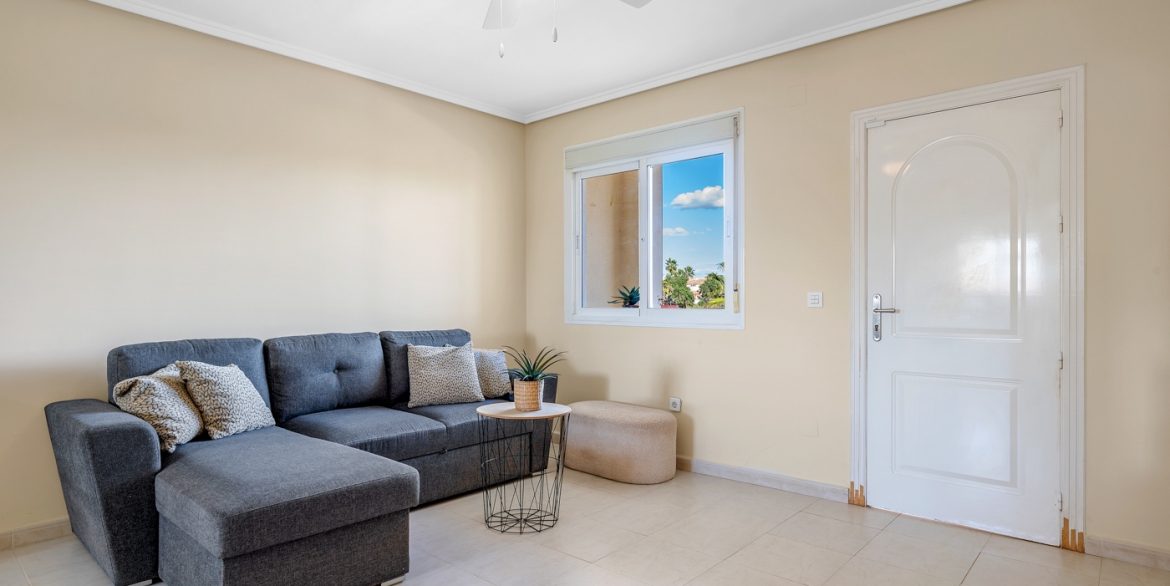 o_1jac7gncp1hgf1iga1ar15g2e3h2q