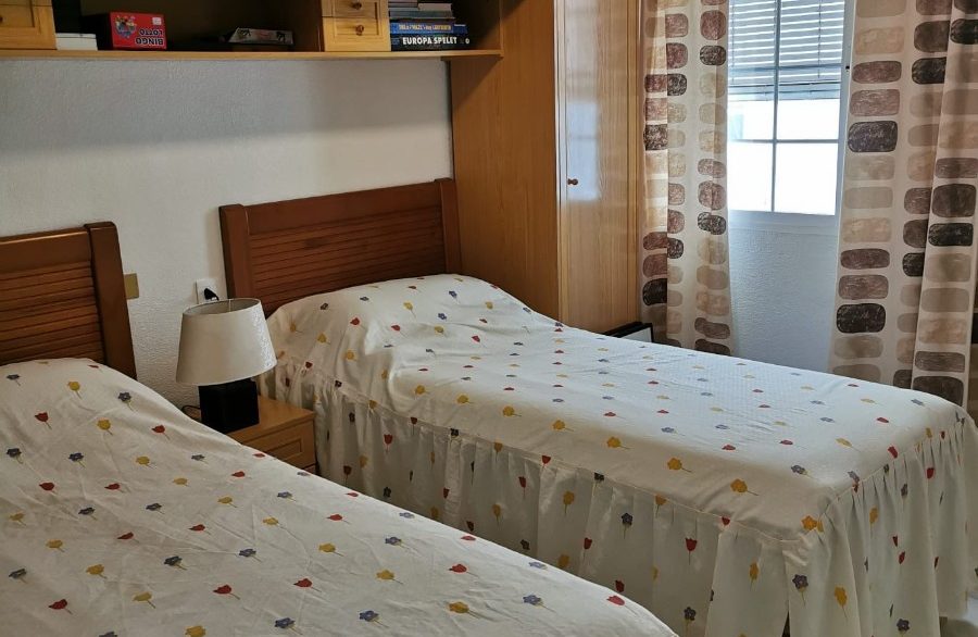 o_1jafvi15p1dvrneagls1ot51urv40