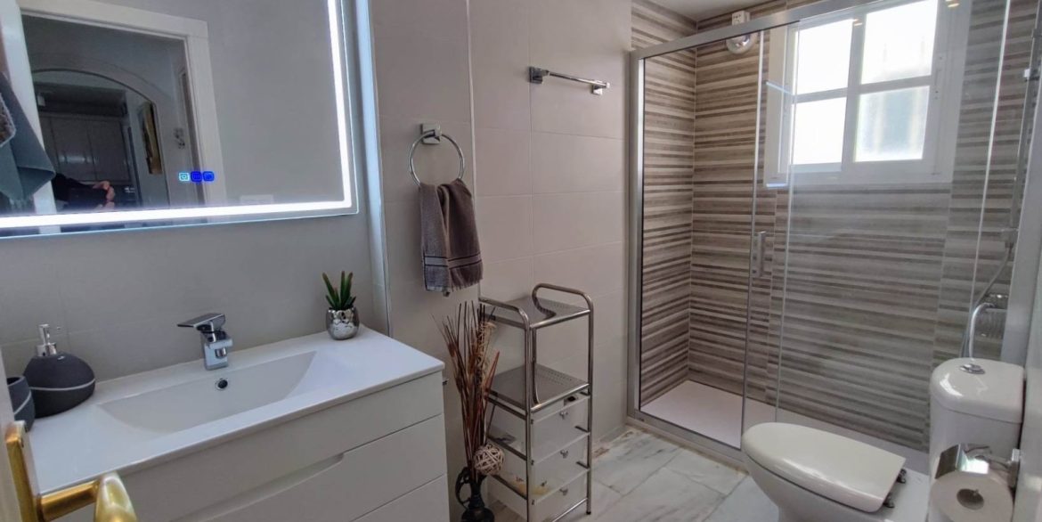 o_1jafvi15ppe3c71hot1quk146m4d