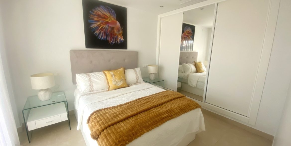 o_1jb58ui8tdvr1f2j1k9q1eb4ac83h