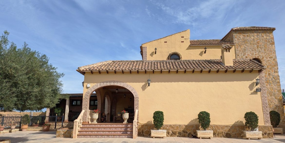 full_1252784_60468375