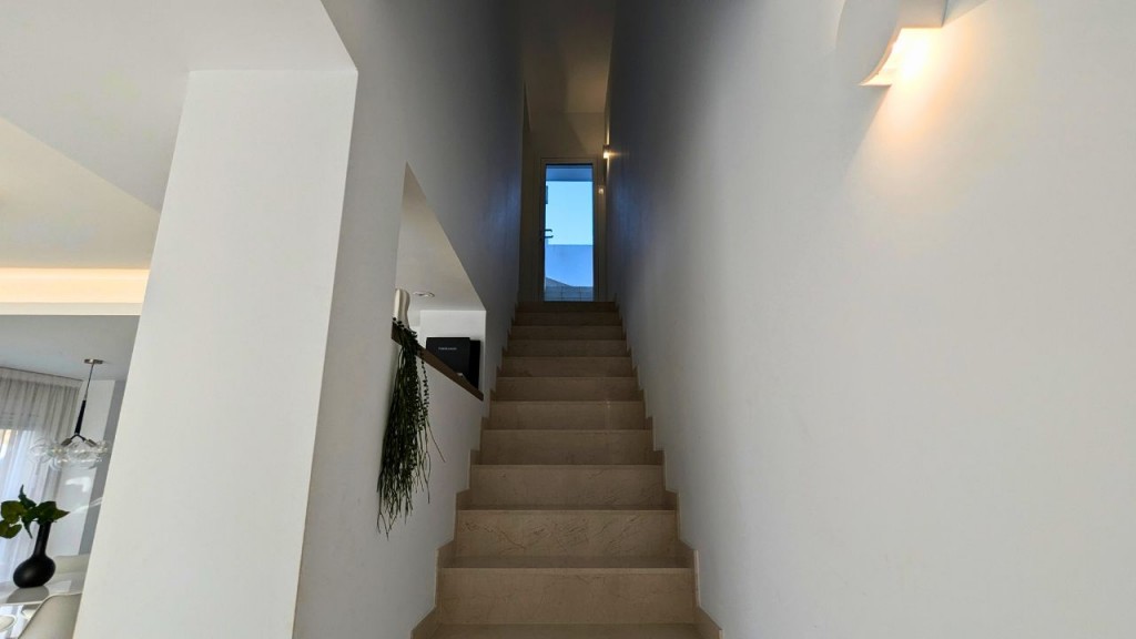 full_1408686_63507636