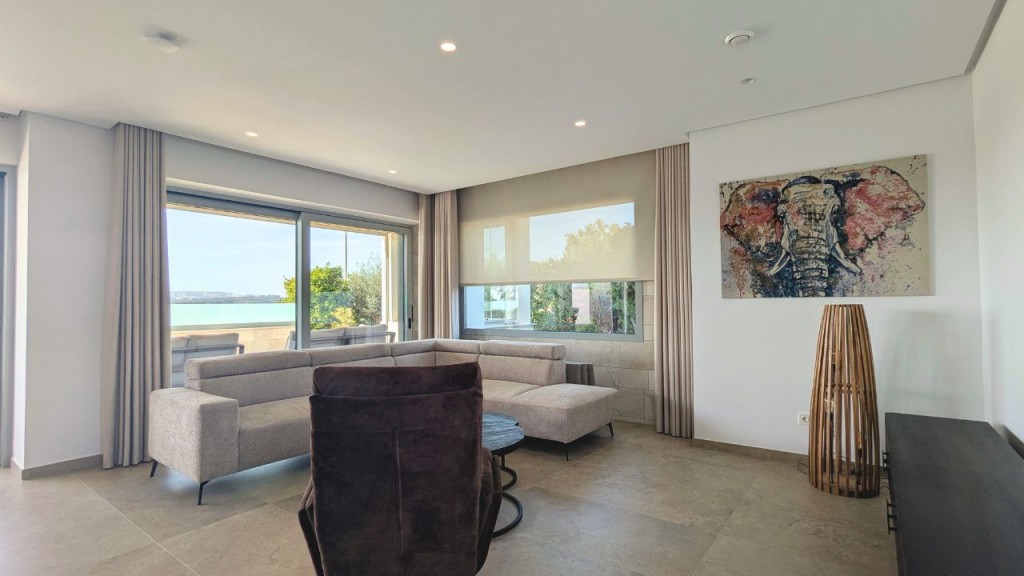 full_1428907_63995190