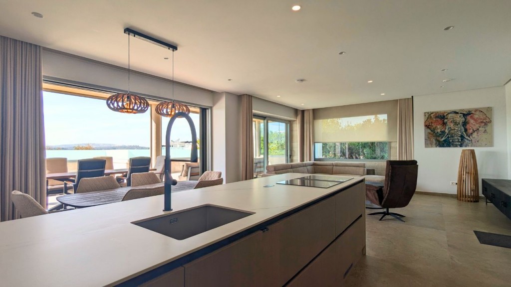 full_1428907_63995198