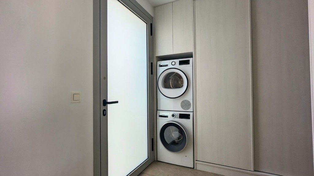 full_1428907_63995202