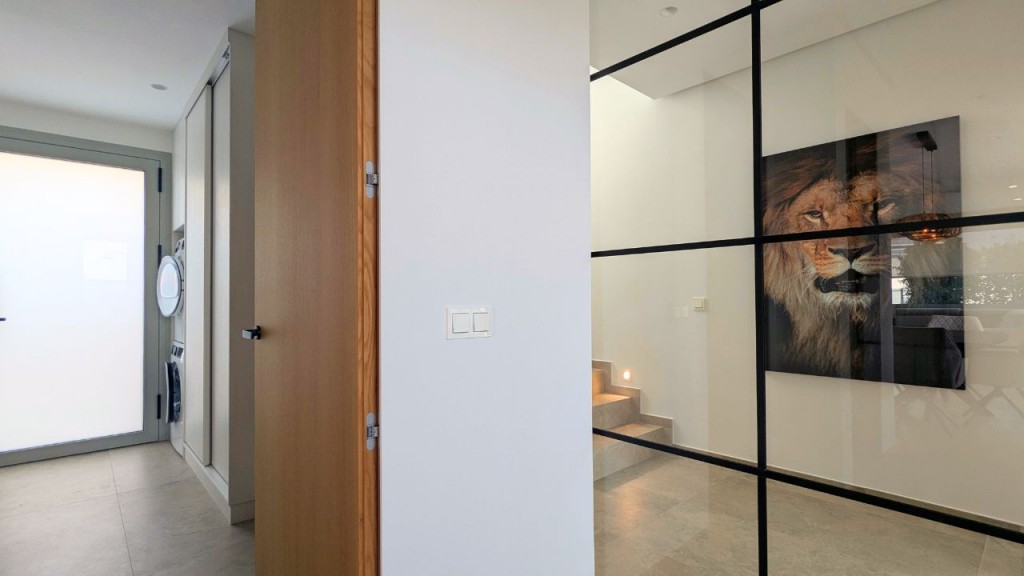 full_1428907_63995205