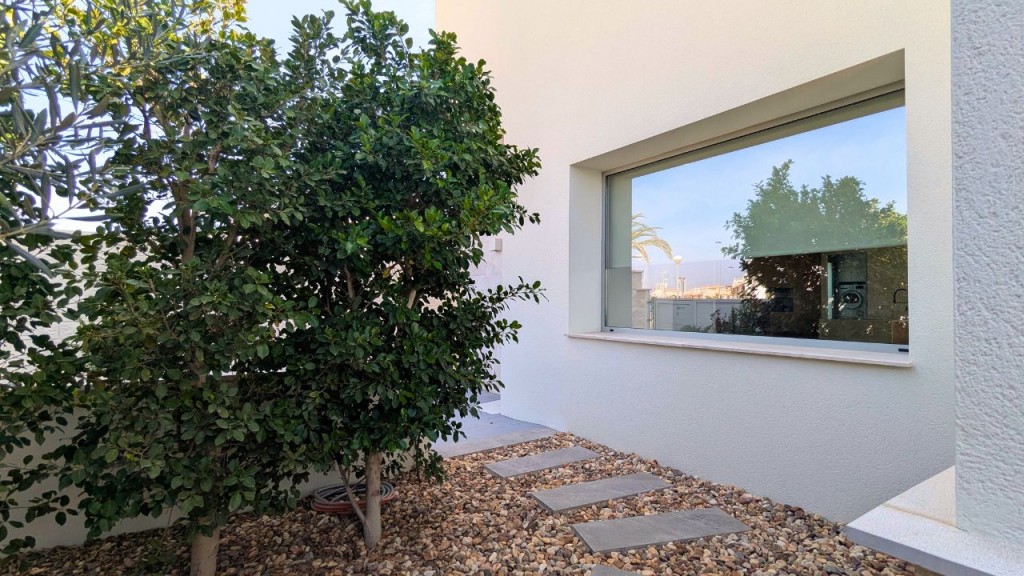 full_1428907_63995212