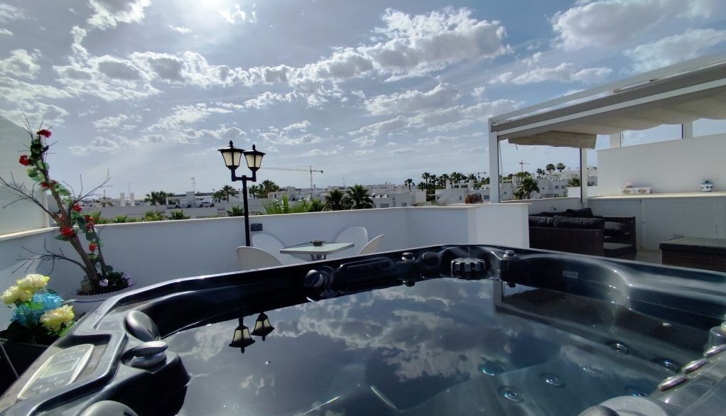 full_1456031_64615309